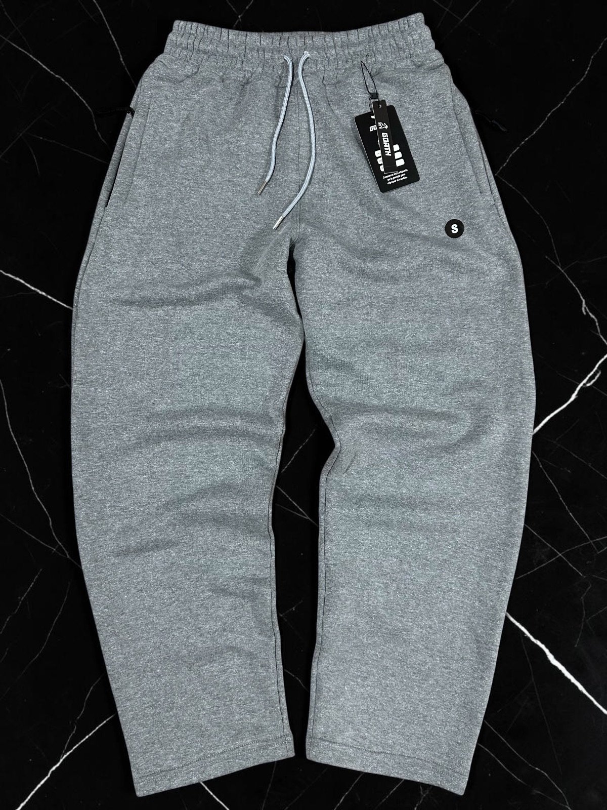 0f935df6-d45e-4f29-8e93-001e3d25ede9 Curva Jogging Baggy Frizado Premium - Imagen 1